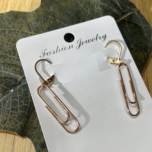 Paperclip Gold Drop Earrings - Picture 6 of 13